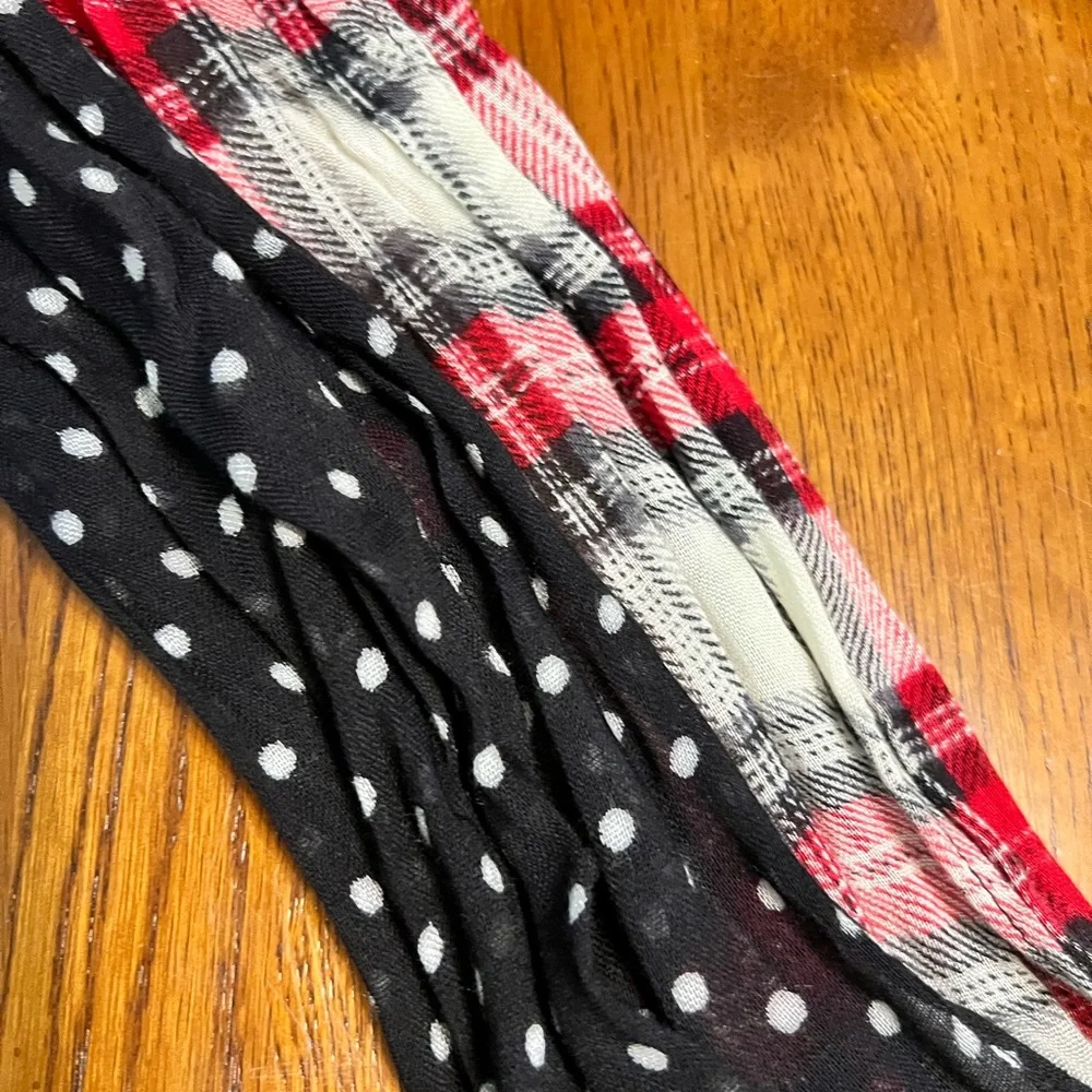 Lot of 3‎ Infinity Scarfs